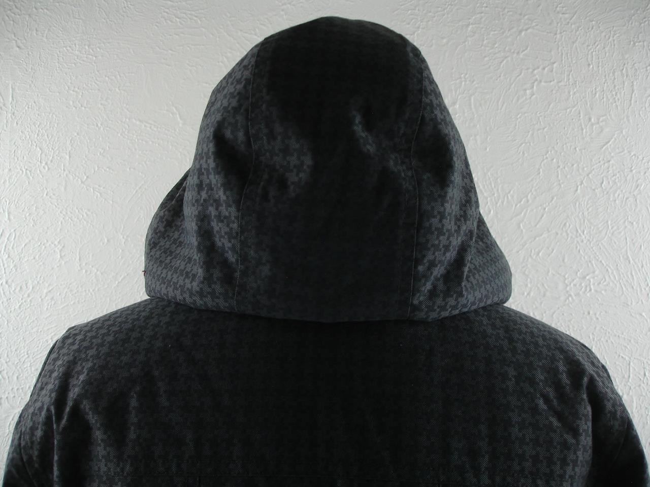 Picture 8 of 24
