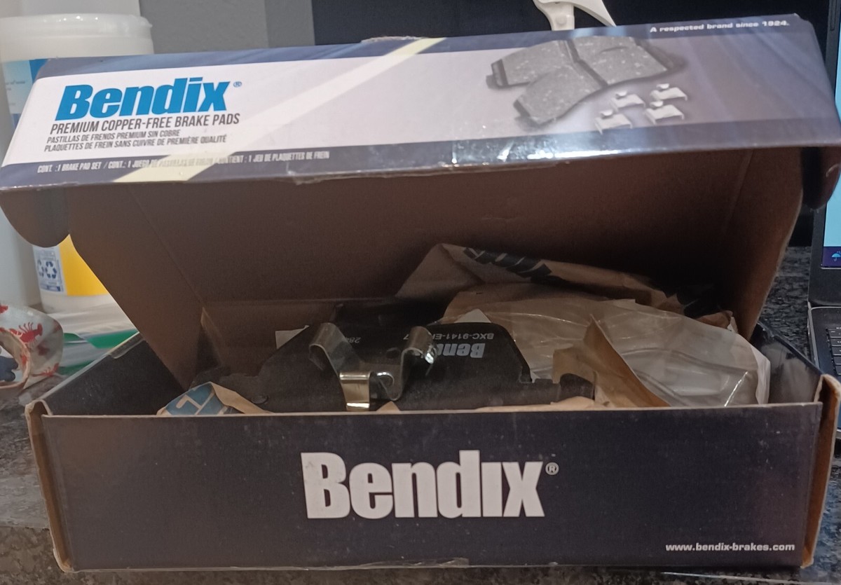 Bendix 754 Premium Copper-Free Brake Shoes - 4 Pack, OEM Performance