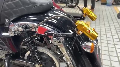 Amortiguador suspensión trasera depósito remoto 13" para Harley Street Road Glide 2014-24 - Vídeo 1 de 1
