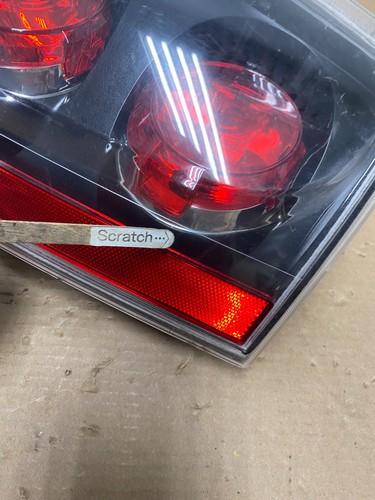 2007-2014 GMC Yukon Denali Right Passenger RH Side Tail Light OEM R0384 DW - Picture 5 of 15