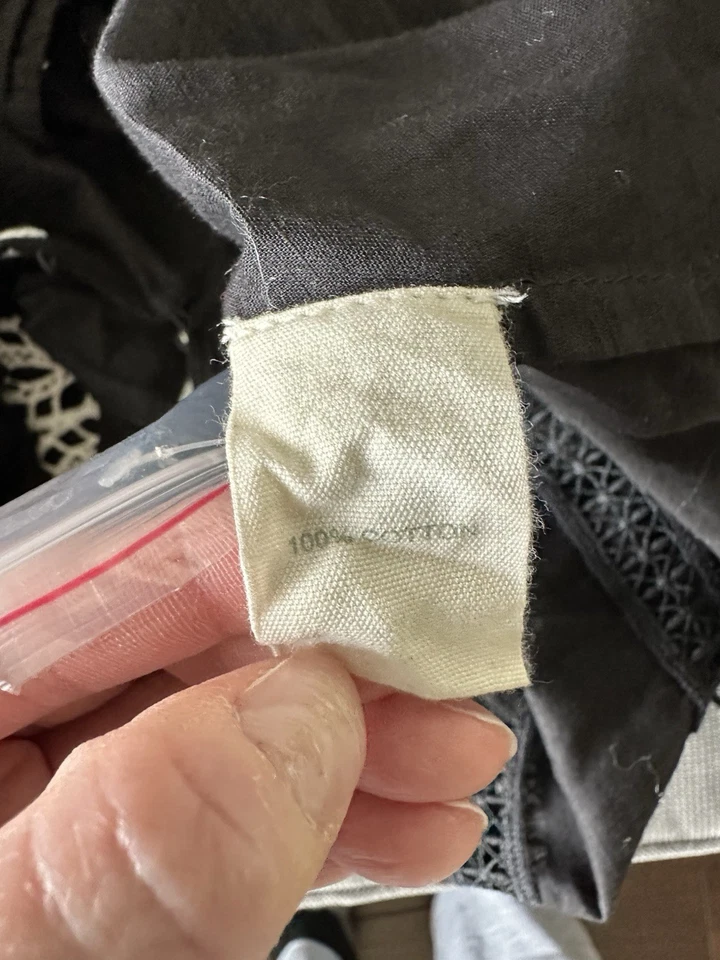 Blusa negra con bordado de encaje Forever That Girl Anthropologie nueva sin etiquetas, XL, $70 Foto 3 de 3