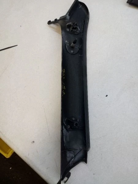 Mazda Miata 2004 A moldura de pilar y moldura de parabrisas OEM usado probado  Foto 4 de 4