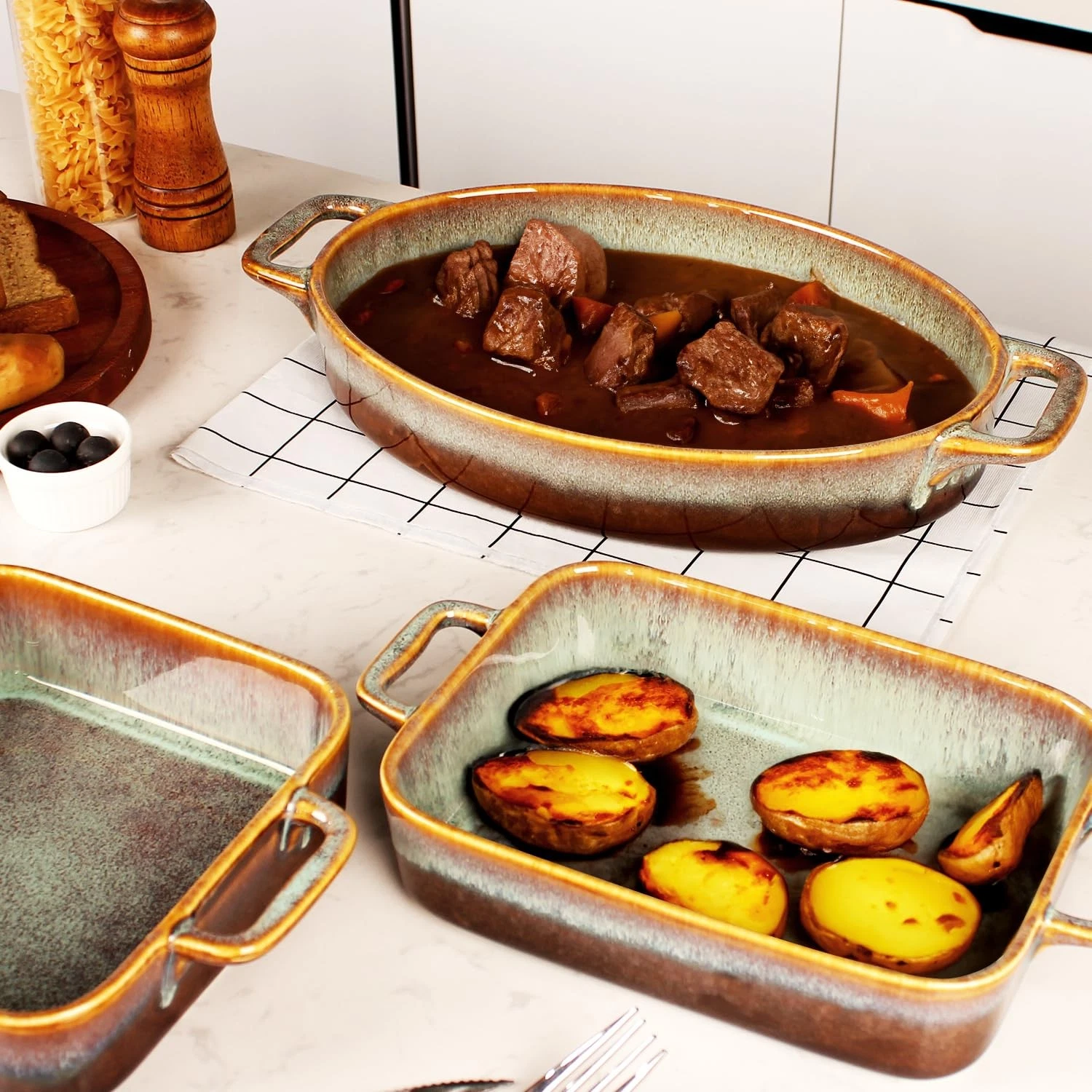 9.5 x 6 Inch Oval Au Gratin Baking Dishes, Set of 2, Porcelain Baking pan Oven Safe, Roasting Lasagna Pans, for Casserole Dish, Pie Plate, Baking, scalloped, potatoes, shepherds pie