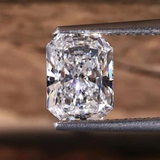 Loose 1.00 CT Radiant Cut Lab Grown CVD Diamond Natural D Color VVS1 Certified