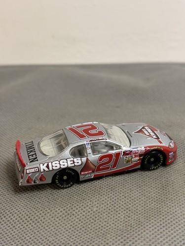 LOOSE Kevin Harvick 2004 Hershey’s Kisses 1/64 Diecast - Picture 2 of 5