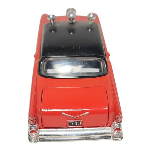Corgi Chevrolet Bel Air Chicago Fire Chief 1:43 Diecast Car Toy Red Black - Picture 4 of 9