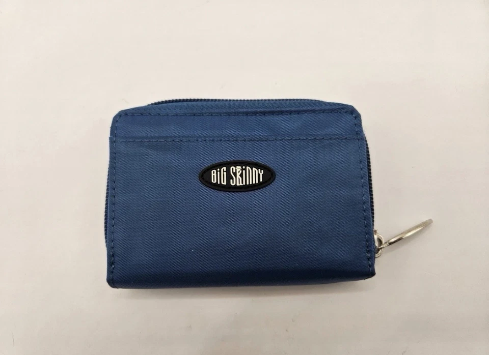 Big Skinny Polka Accordian Wallet - Image 3 of 4