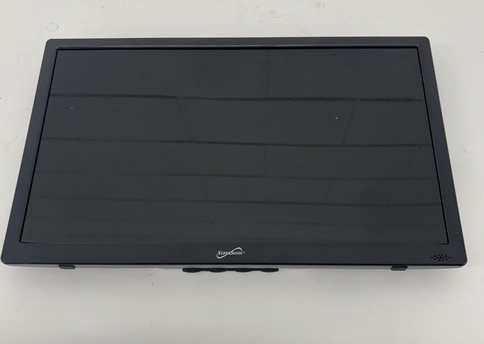Supersonic 16&rdquo; Portable LED TV HDMI USB/SD FM Remote AC/DC (SC-2816 )(READ)