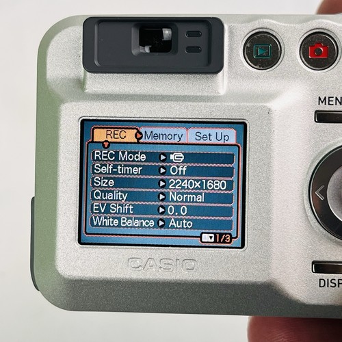 Casio QV-R40 4.0MP Digital Camera Working No Sim Card - Picture 7 of 17