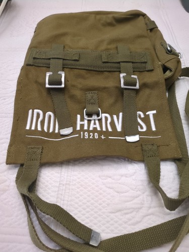 Iron Harvest 1920 Olive Battlebag King Art Games E9 - Bild 1 von 2