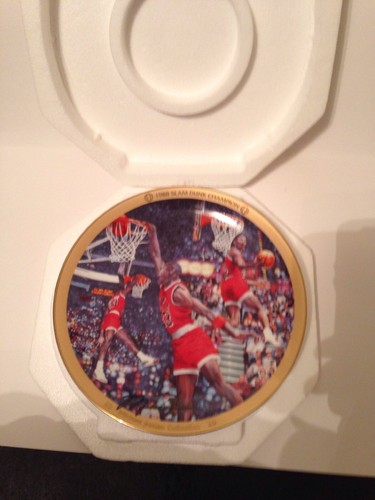 Michael Jordan "1988 SLAM DUNK CHAMPION" Bradford Exchange Collectible Plate - Picture 6 of 8