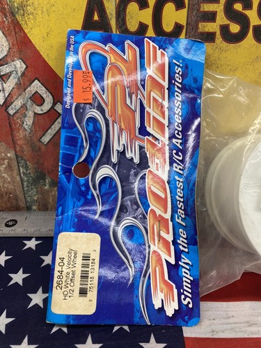 PRO-LINE 2684-04 23mm HD White Velocity 1/2 Offset Wheels {1pr.} NIP USA Ship - Picture 2 of 4