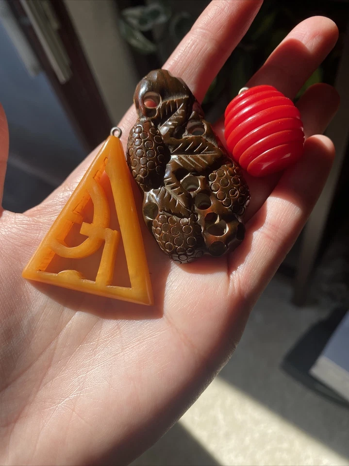 ❤️⭐️ FUN VARIETY Vintage BAKELITE Cab Earring Jewelry Tested Pendant Necklace - Image 2 of 4