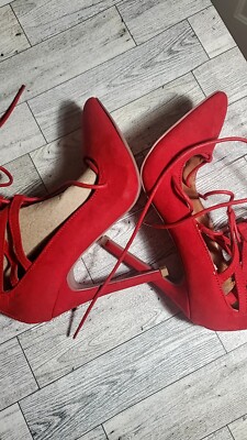 Haut Charlotte Russe Rouge Dentelle - Taille M - Neuf Sans étiquette - Style Bustier Haute/basse