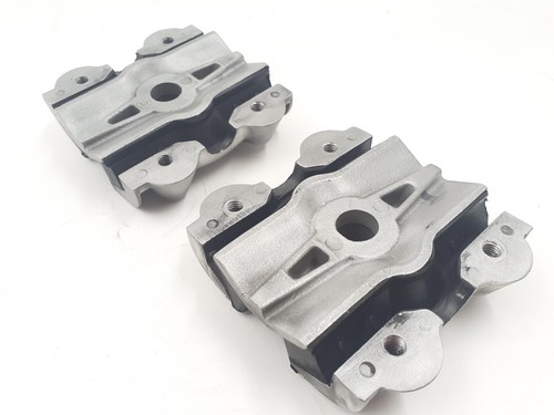 JAGUAR XK8 XKR X100 96-06 FRONT SUBFRAME REAR VEE MOUNT BUSHES CRADLE SUPPORT - Picture 3 of 7