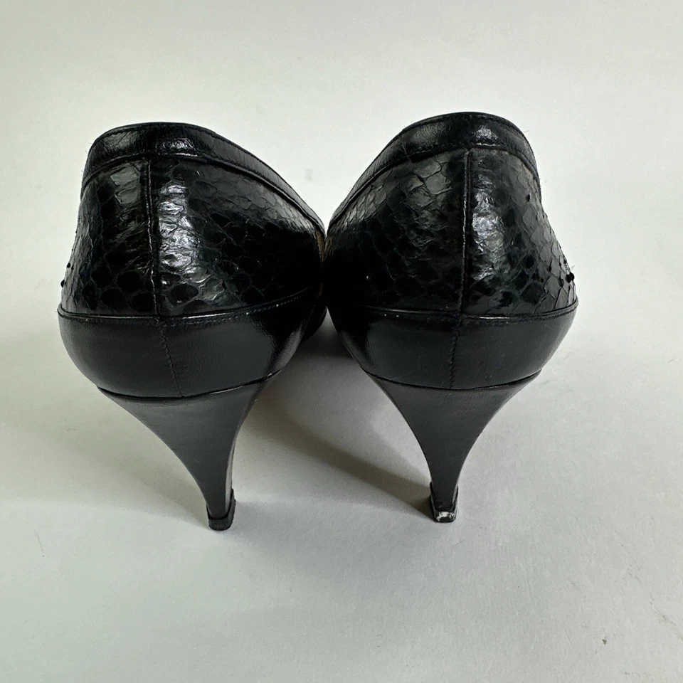 Evan-Picone (Hecho a Mano en España) Cuero Rojo Dorado Clásico Tacón Alto Bomba 5 1/2M Foto 4 de 4