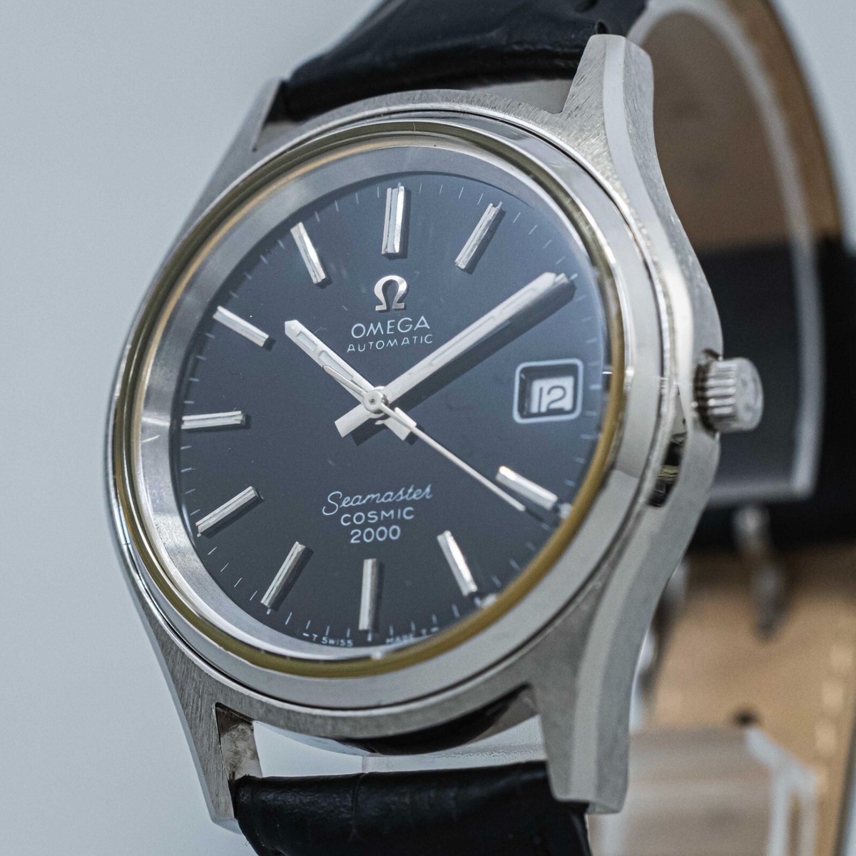 NEAR MINT** Vintage OMEGA Seamaster Cosmic 2000 Cal.1012