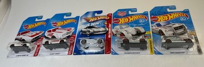 Hot Wheels 2007-15 67 Firebird, Dodge, Kafer, Chevelle, Charger Lot of 5