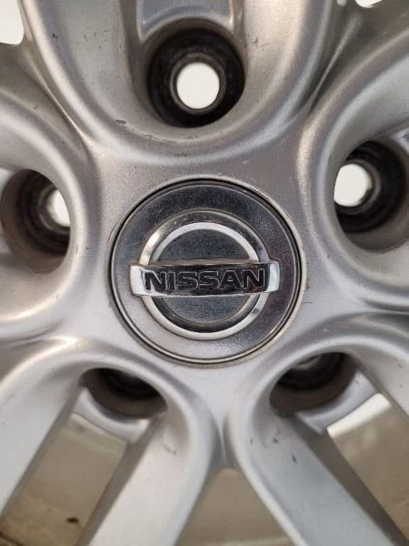 Llanta de aleación Nissan Juke 2011-2016 17x7 5 radios dobles D03001KA2A Foto 2 de 4