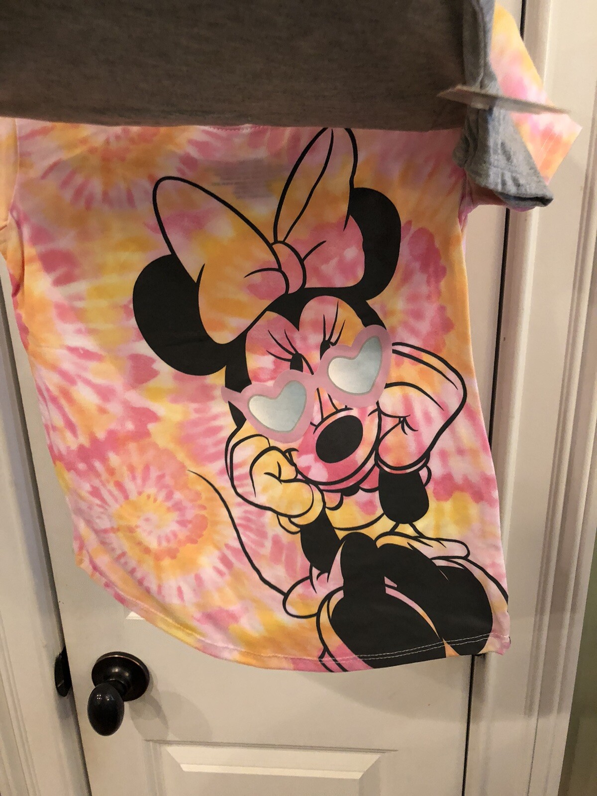 Picture 2 of 4