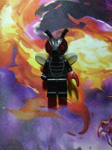 Lego Mini Figura, Tema Monstruo, Serie 14, LA MOSCA, Difícil de Encontrar, Raro - Imagen 1 de 4