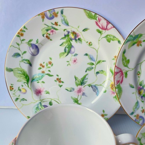 Wedgwood Sweet Plum Trio Set Cup & Saucer Plate Pair Set 6 pcs Leigh UNUSED - Picture 4 of 8