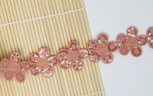 Daisy Chain 35mm W Fine Flower Lace Trim 2 Yrd Multicolor Add Touch of Springtim - Picture 90 of 91