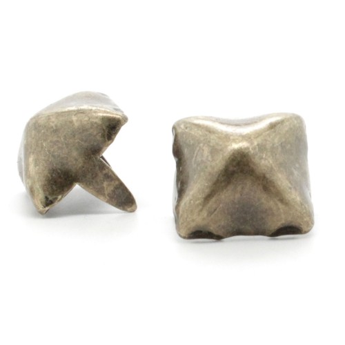 Pyramidennagelkopf Punkte antik Messing 1/2" 100 Stück NH641-09 - Bild 1 von 2