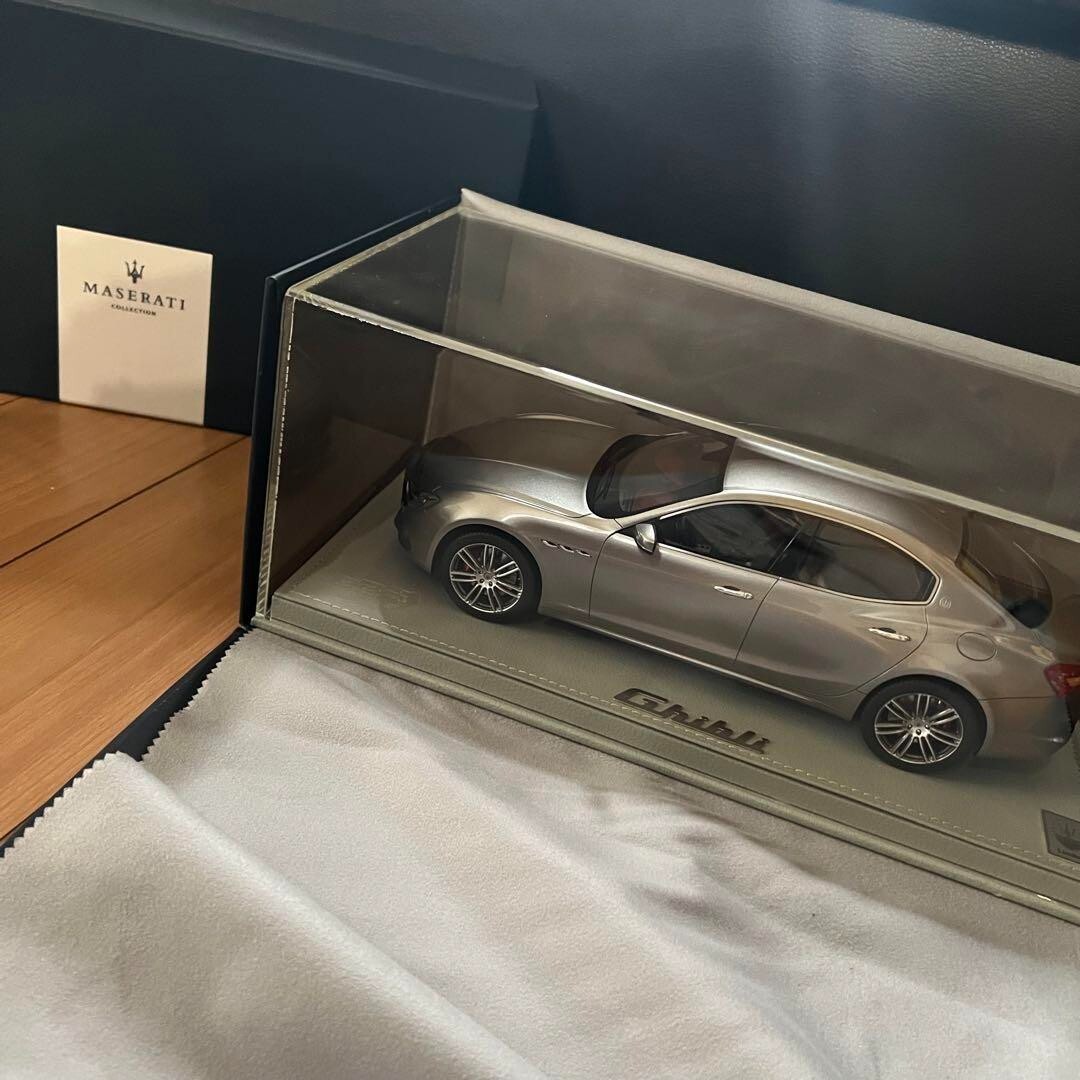 1:18 Ghibli MY19 black – US - Maserati Store