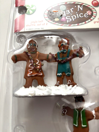 Nuevo LEMAX 2004 Sugar 'N Spice Village "Jingle Bell Shuffle" JUEGO DE 2 en paquete. - Imagen 2 de 4