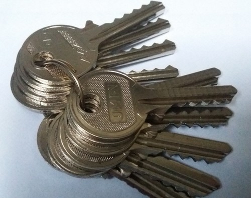 YALE Y1 DEPTH & SPACE KEYS LOCKSMITH ACCESS CHROME KEYS