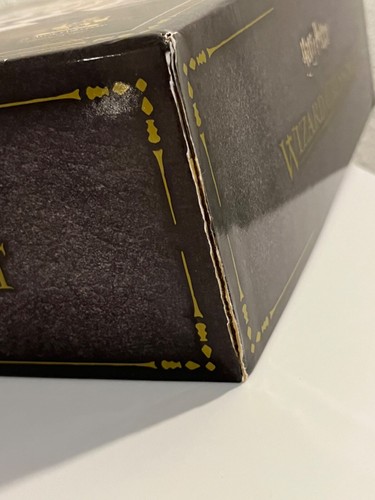 The Noble Collection Harry Potter Wizard Chess Set  - Picture 4 of 4