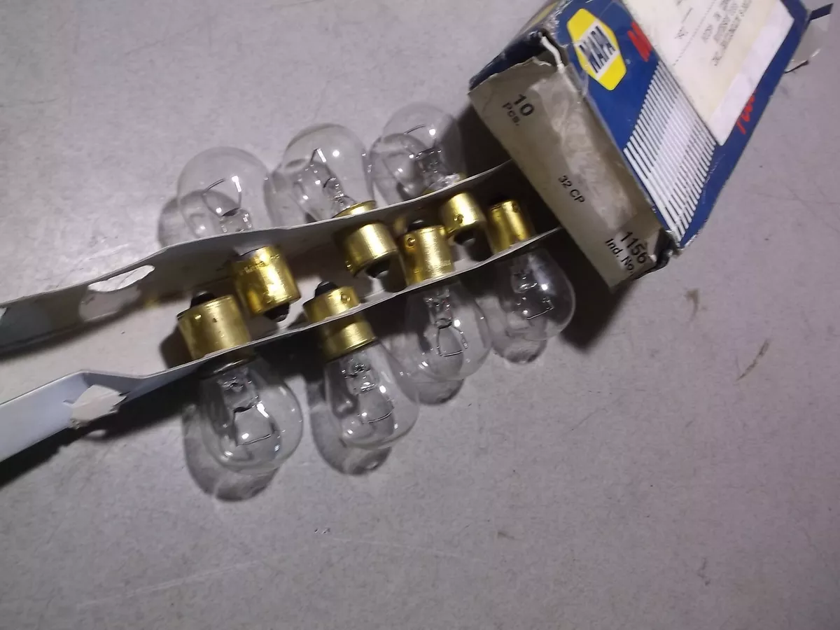 NEW Napa 1156 12V Lot of 7 MIniature Light Bulb Lamps 32CP FREE SHIPPING