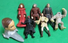 7 STAR WARS MINI FIGURES