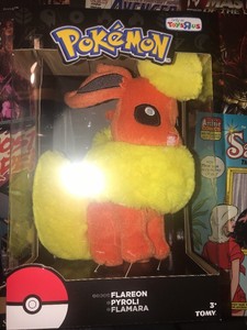 peluches pokemon toys r us