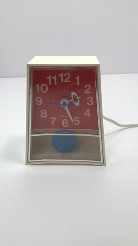 RETRO FUTURISM SUNBEAM EB-B1 ELECTRIC ALARM CLOCK ANIMATED PENDULUM READ - Video 1 of 1