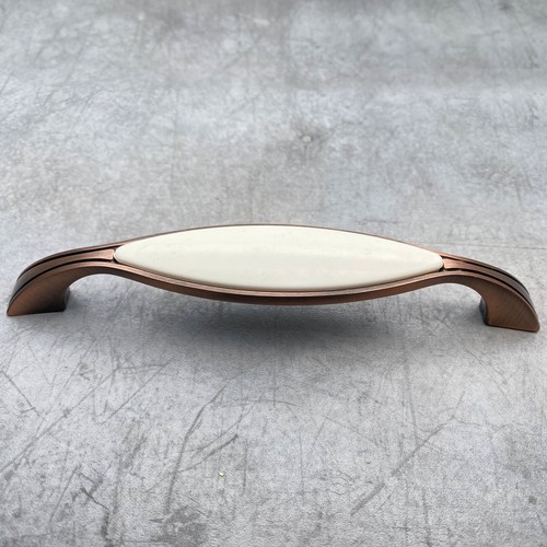 KITCHEN CABINET DOOR HANDLES / CUPBOARD DRAWER HANDLES / CABINET PULL HANDLES - Picture 3 of 4
