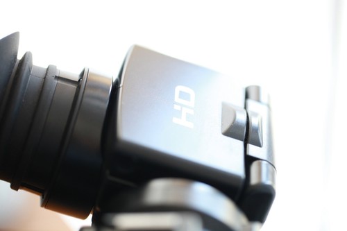 Sony HXR-MC2000E 64GB - very good condition (near mint) - Picture 4 of 24