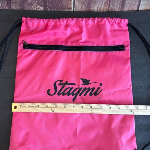 Mochila Bolso Stagmi Rosa Vibrante con Cordón - Imagen 6 de 7