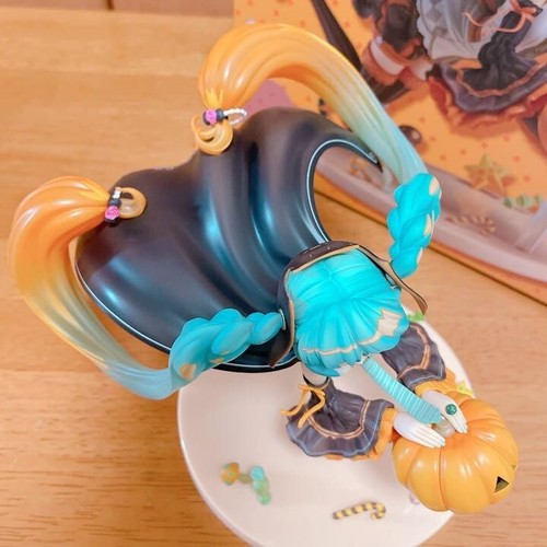 Vocaloid Miku Hatsune TRICK or MIKU Figure illustration by Hidari Halloween - Picture 4 of 8