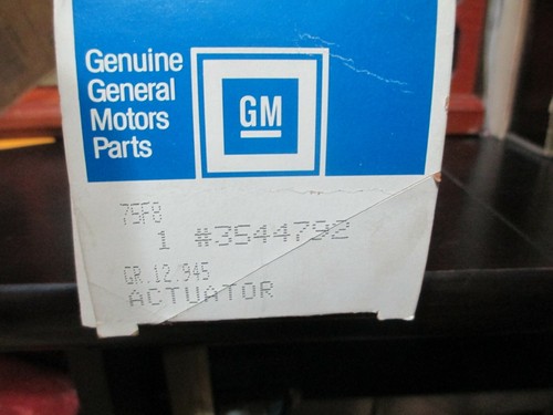 NOS NIB  3544792 OEM  Fuel Gas Door-Release Actuator, FREE SHIPPING US  - Picture 2 of 3