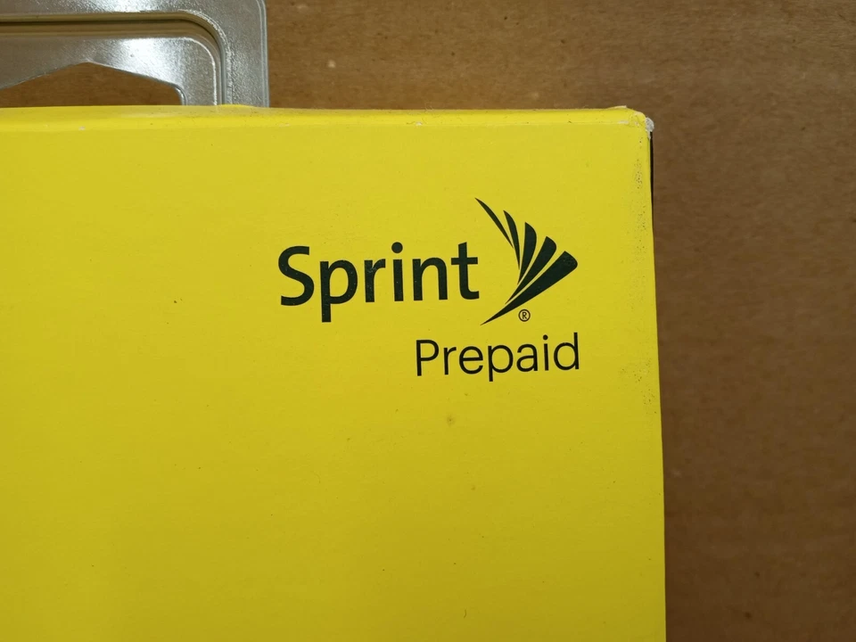 Alcatel OneTouch Retro Sprint Prepaid Cell Phone New in Sealed Box - Image 3 of 4