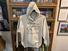 VTG Willowbrook, IL Wildlife Center ‘Helping Wildlife’ Tan GILDAN Hoodie SZ XL