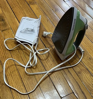 Black & Decker Easy Steam Compact Iron