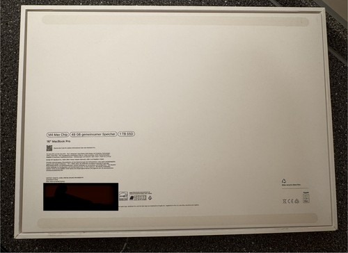 Apple MacBook Pro 16" 2024 M4 Max / 48GB / 1TB / 16C CPU 40C GPU /Space Black - Bild 2 von 14