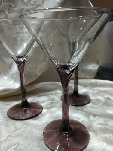 Set Of 3 Libby Domaine Amethyst Flower Petal Stemmed Martini Glasses - Picture 2 of 6