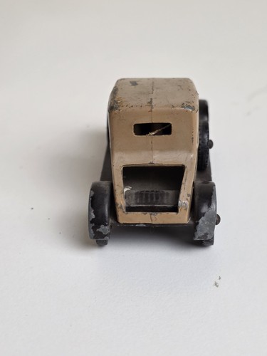 MATCHBOX YESTERYEAR LESNEY, 1926 MORRIS COWLEY BULLNOSE, USED COND, Damaged - Picture 5 of 13