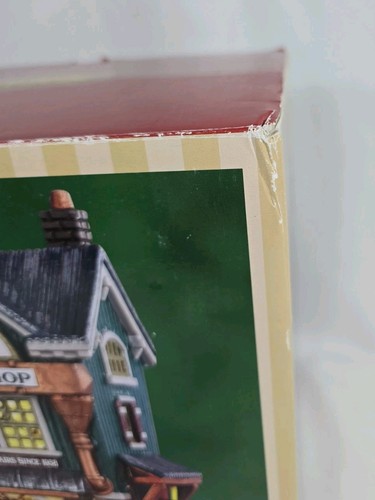 Lemax Christmas Village Building Menards Repair Shop EUC pre-owned - Picture 4 of 10