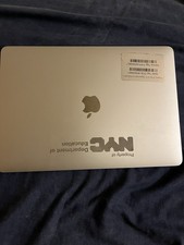 Apple MacBook Air 13.3 in 2020/Apple M1 3.20 GHz, 256 GB 8 GB Apple M1