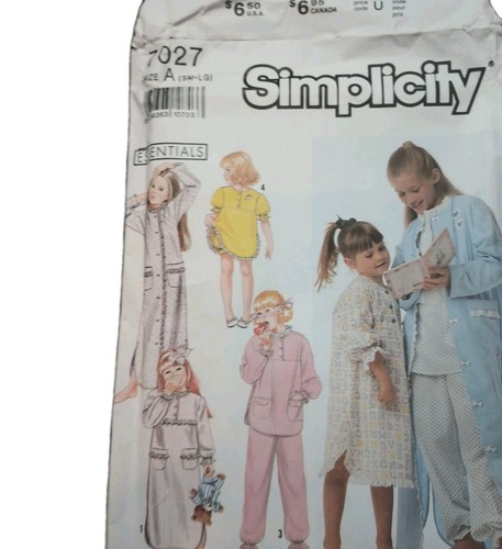 Simplicity 7027 Niñas Pijama Bebé Muñeca Bata S-M-L Nuevo Sobre Dañado - Imagen 2 de 6